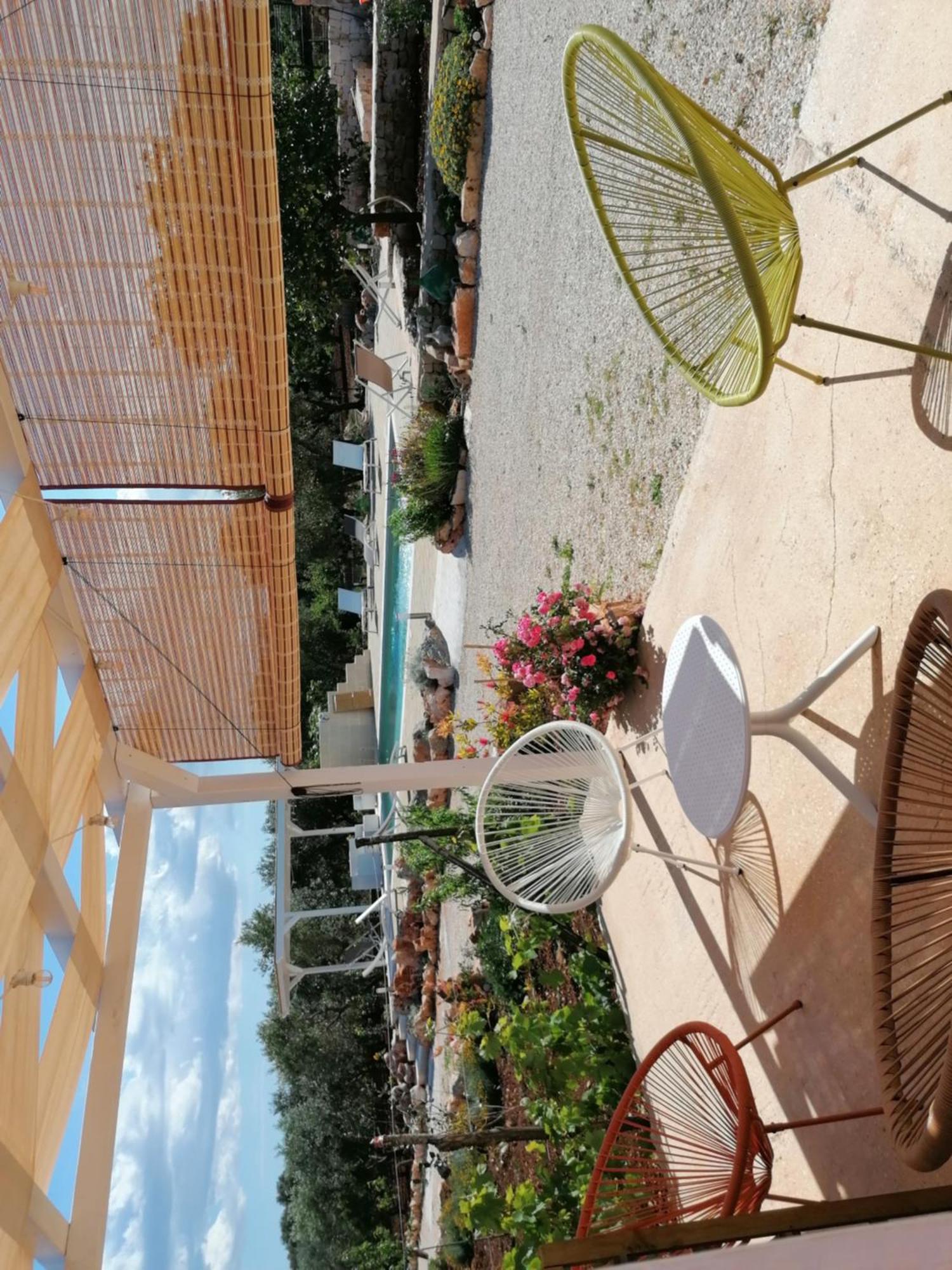 Gasthaus Trullo Del Sol Ceglie Messapica Exterior foto